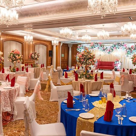 ฮิลตัน มุมไบ อินเตอร์เนชั่นแนล แอร์พอร์ต Hotel ภายนอก รูปภาพ The Imperial Ball Room