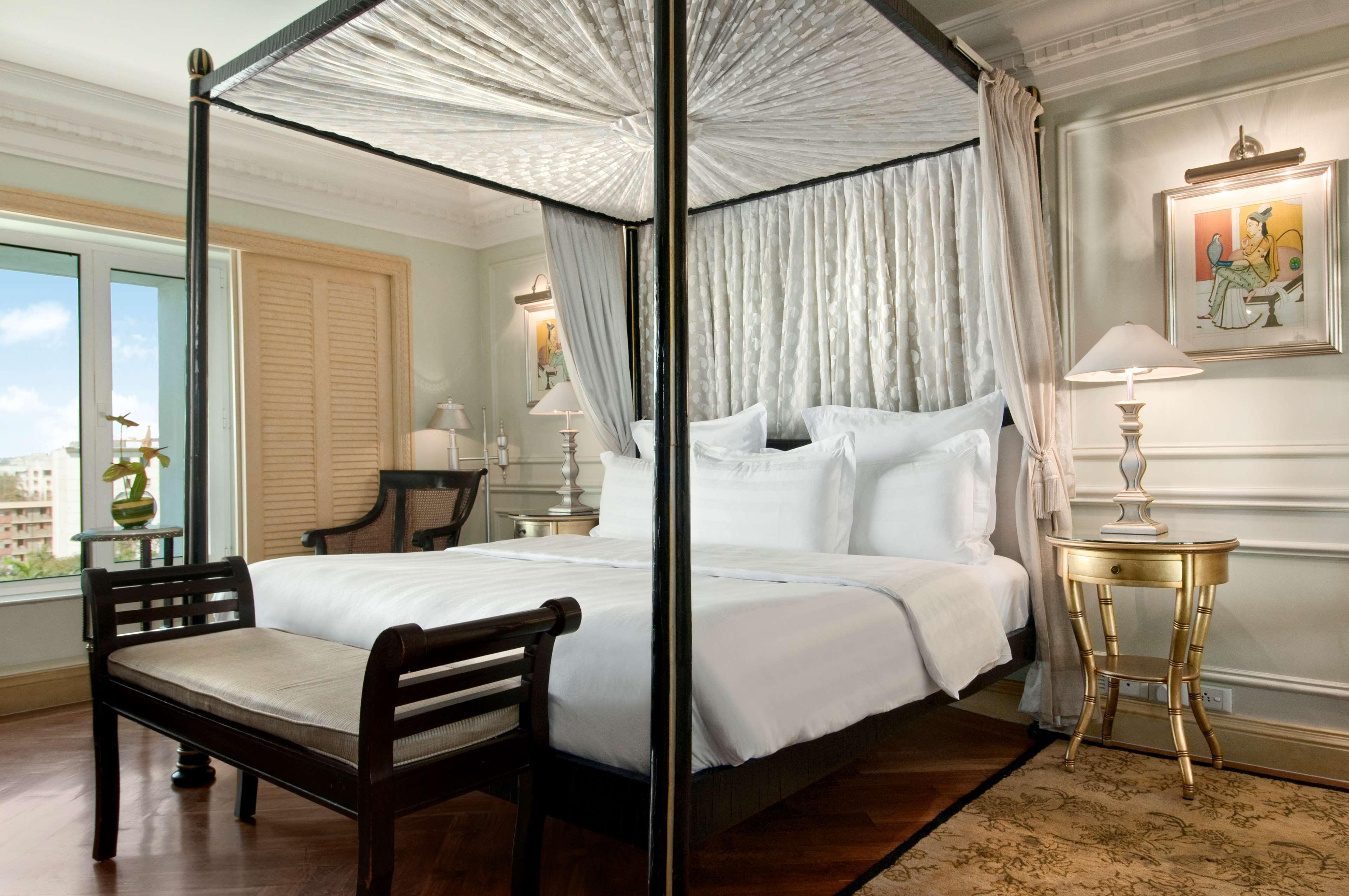 ฮิลตัน มุมไบ อินเตอร์เนชั่นแนล แอร์พอร์ต Hotel ห้อง รูปภาพ A bedroom at the Mandarin Oriental, Bangkok