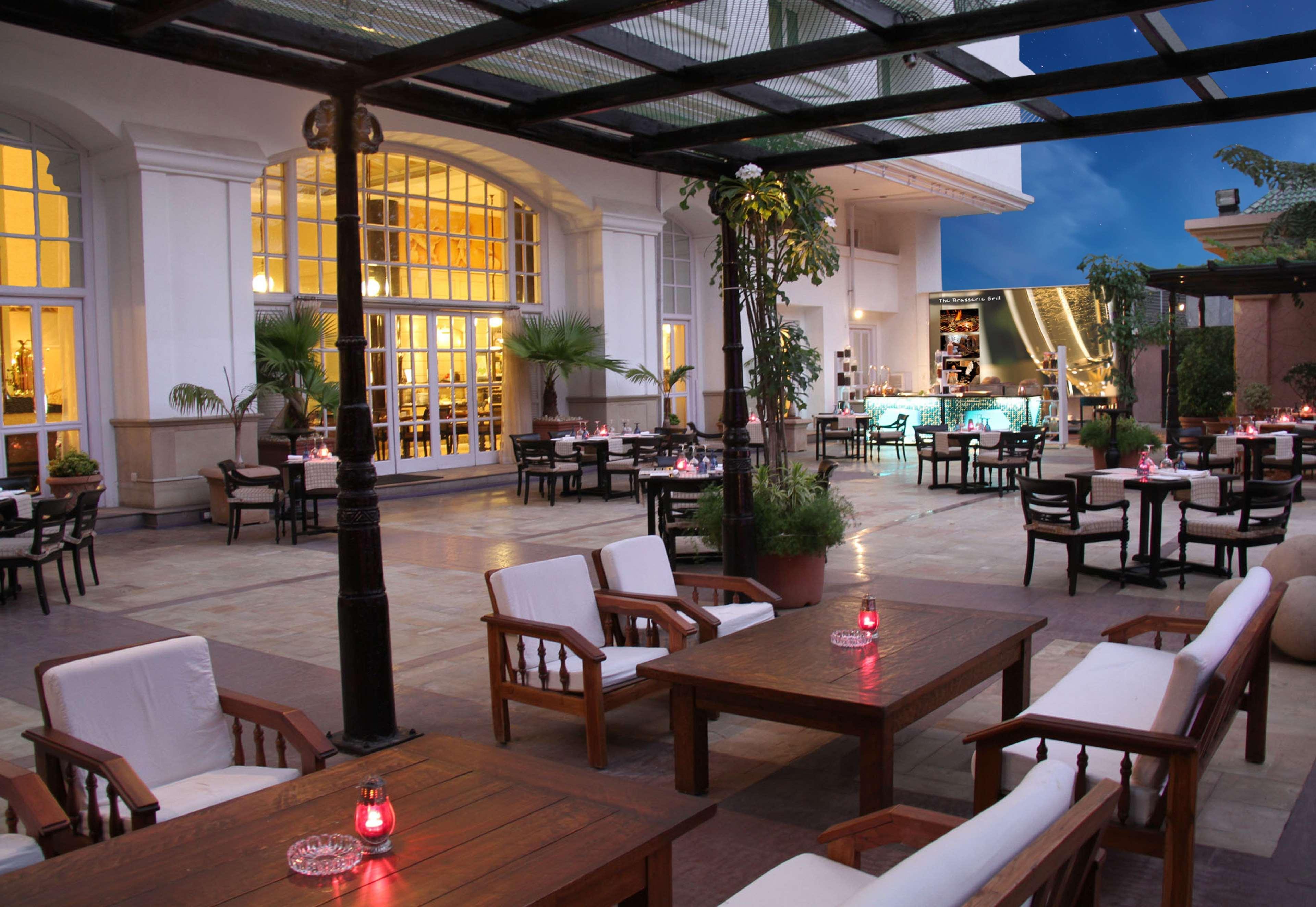 ฮิลตัน มุมไบ อินเตอร์เนชั่นแนล แอร์พอร์ต Hotel ภายนอก รูปภาพ The hotel's lobby