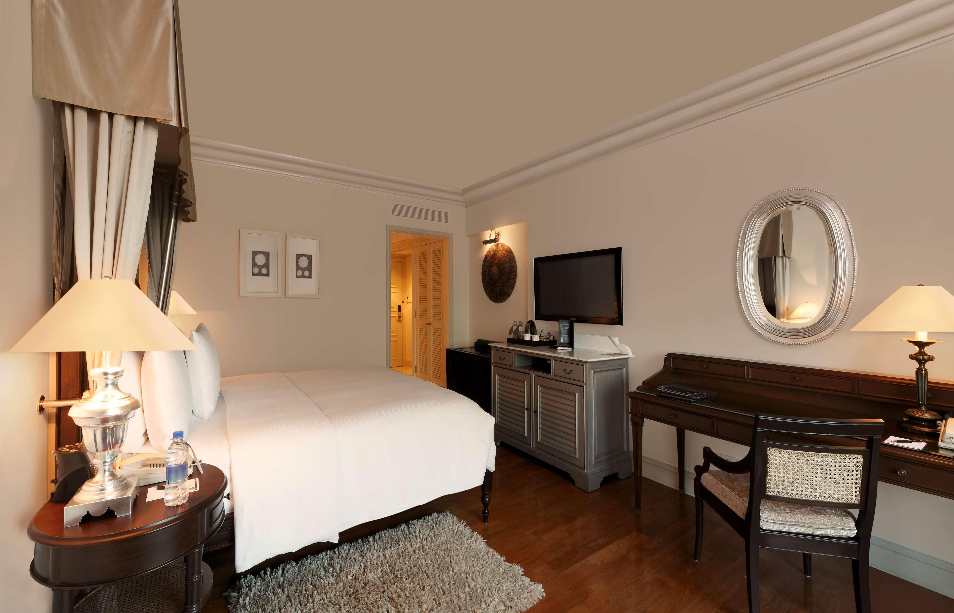 ฮิลตัน มุมไบ อินเตอร์เนชั่นแนล แอร์พอร์ต Hotel ภายนอก รูปภาพ A room at the hotel