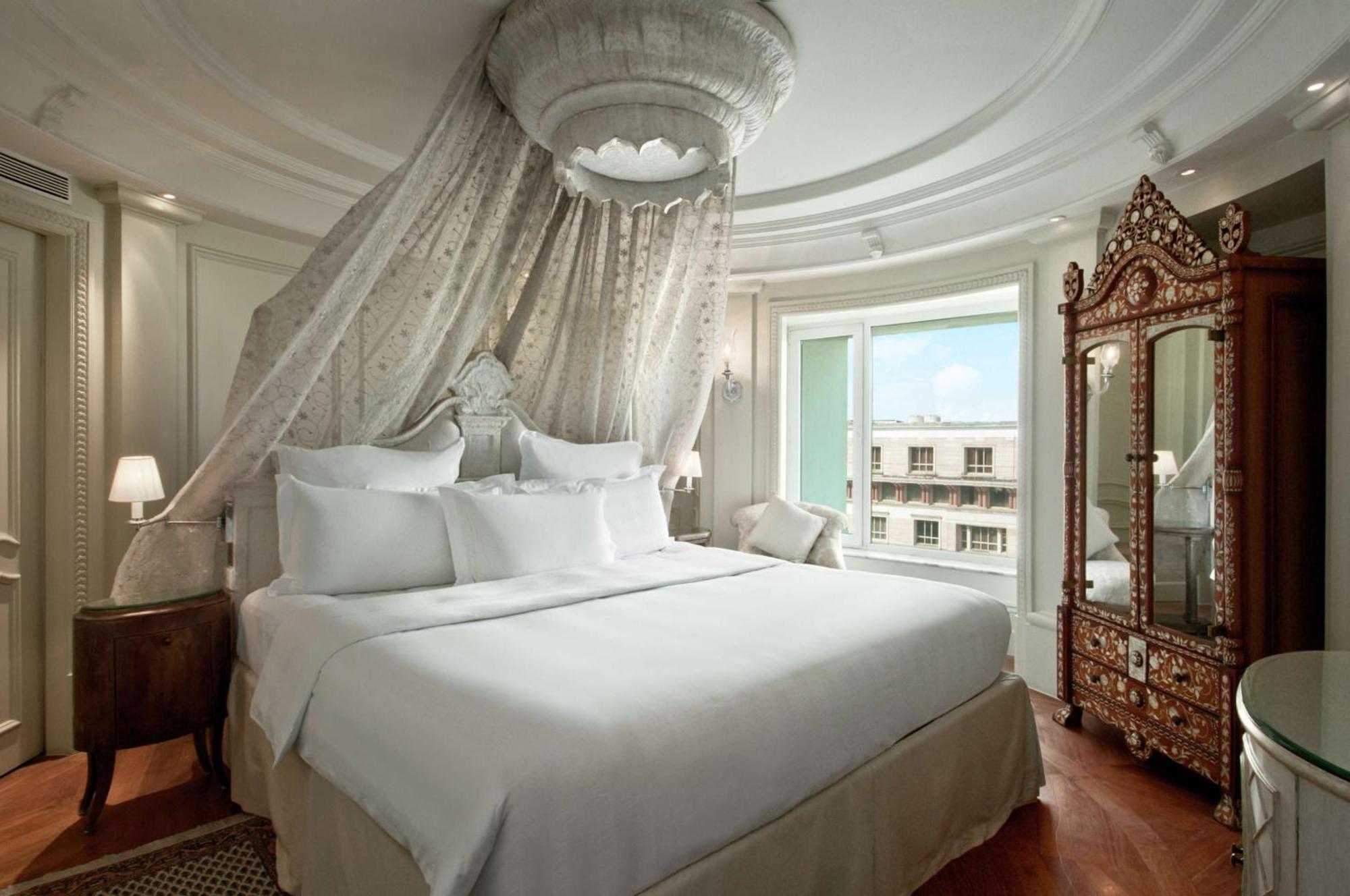 ฮิลตัน มุมไบ อินเตอร์เนชั่นแนล แอร์พอร์ต Hotel ภายนอก รูปภาพ A bedroom at the hotel