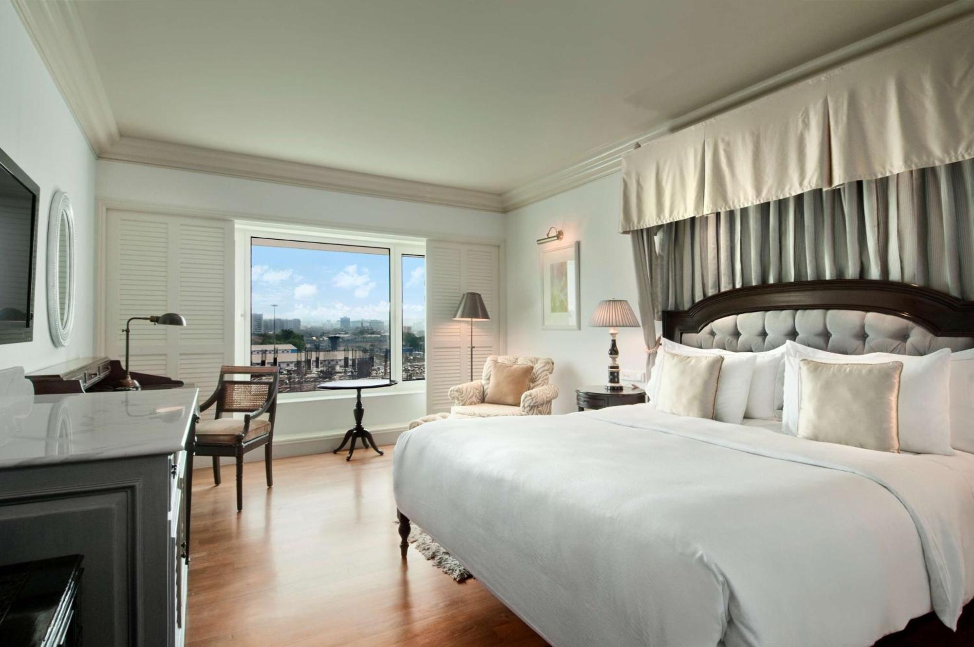 ฮิลตัน มุมไบ อินเตอร์เนชั่นแนล แอร์พอร์ต Hotel ภายนอก รูปภาพ A guest room at the Mandarin Oriental Washington DC