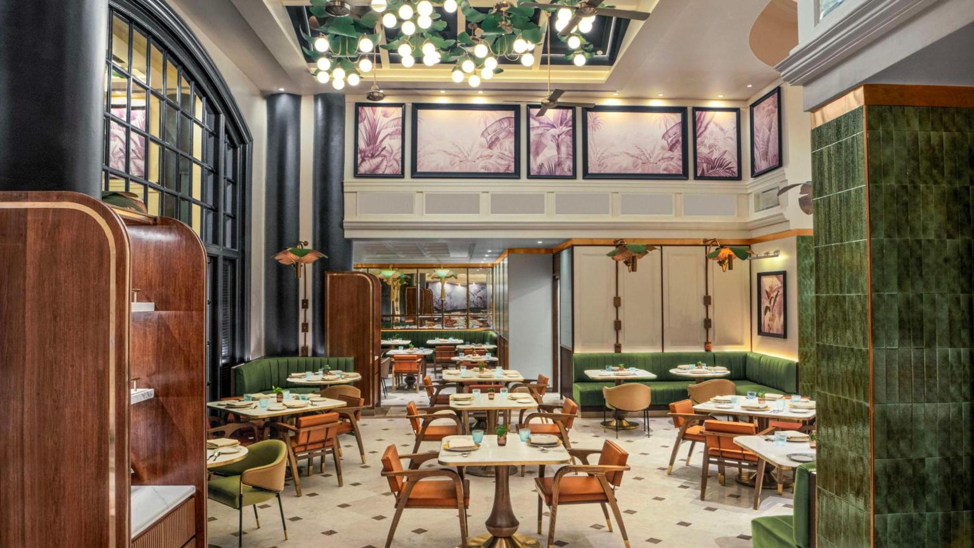 ฮิลตัน มุมไบ อินเตอร์เนชั่นแนล แอร์พอร์ต Hotel ภายนอก รูปภาพ The interior of the restaurant